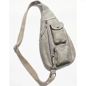 ✨Rare find!✨ NWT Free People Greenpoint Leather Sling in graphite